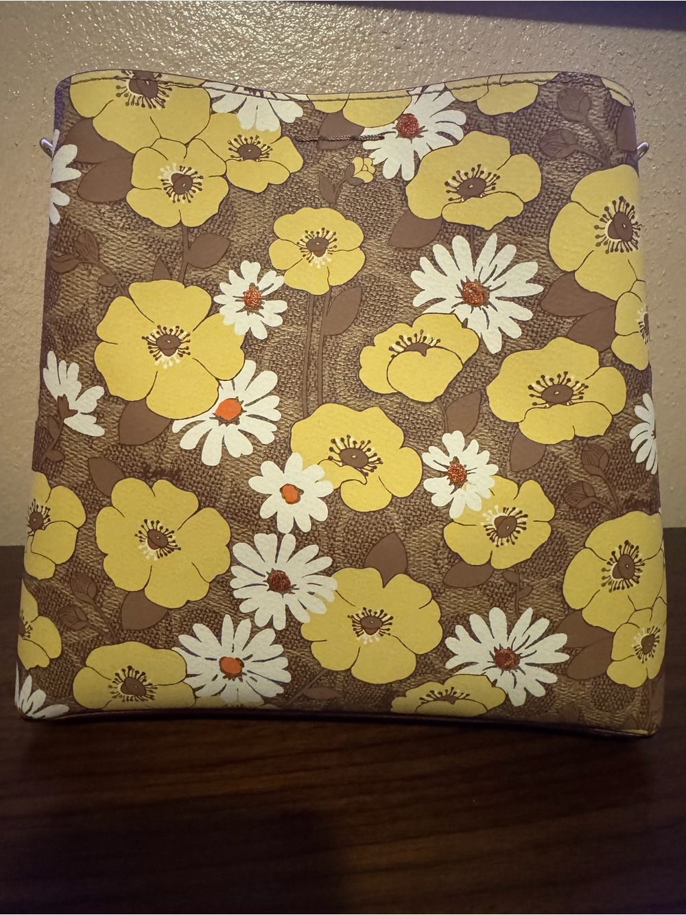 Coach C9722 Willow Bucket Bag Signature Canvas Floral - Picture 2 of 7